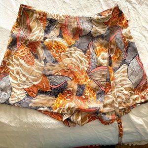 Scallop print skort